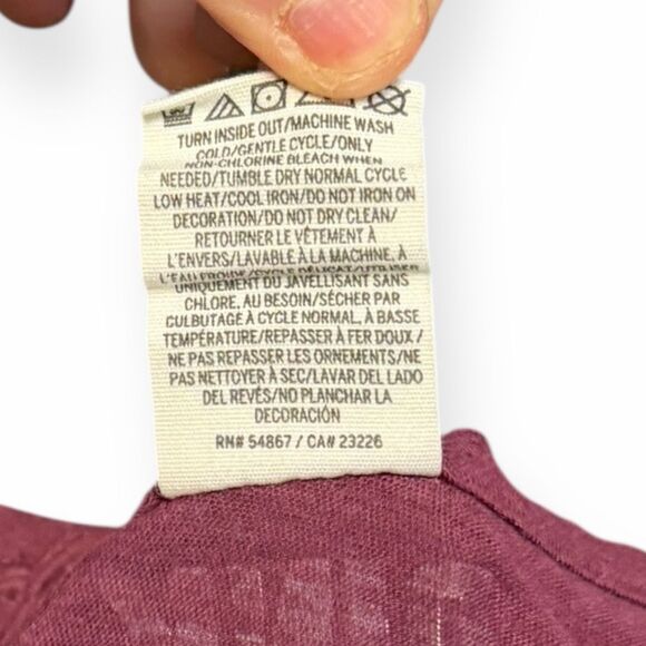 PINK VICTORIA’S SECRET Women’s Burgundy “SORRY I’M NOT SORRY” Graphic Muscle Tan - Picture 4 of 5